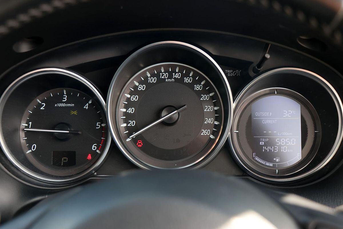 2015 Mazda CX-5 Grand Touring KE Series 2