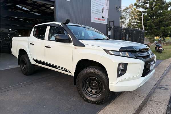 2019 Mitsubishi TRITON GLX ADAS (4x4) MR MY20