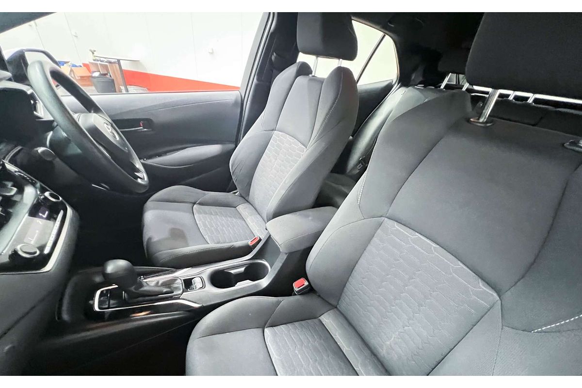 2018 Toyota Corolla Ascent Sport MZEA12R