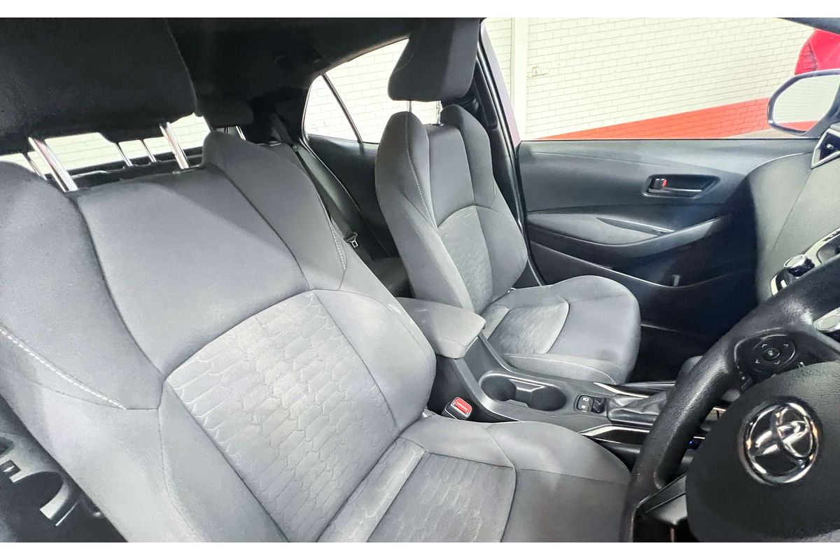 2018 Toyota Corolla Ascent Sport MZEA12R