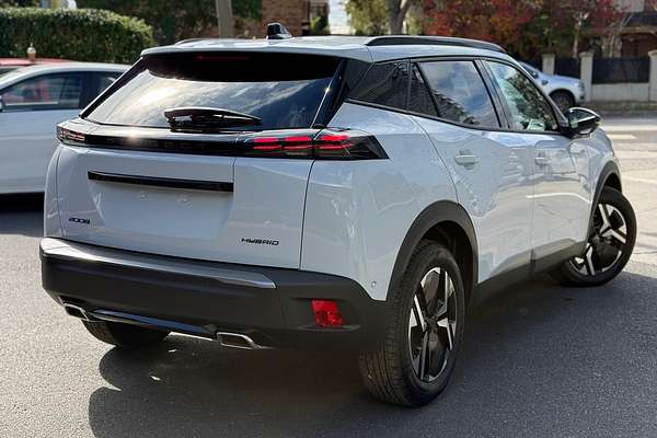 2025 Peugeot 2008 Allure Hybrid P24