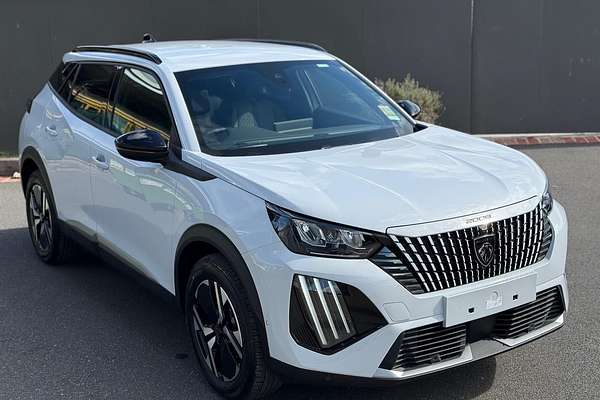 2025 Peugeot 2008 Allure Hybrid P24