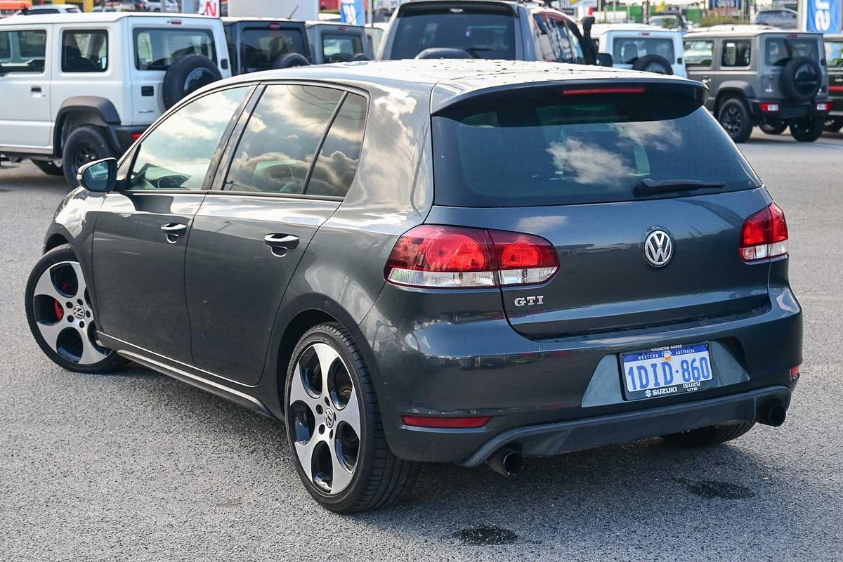 2010 Volkswagen Golf GTI VI