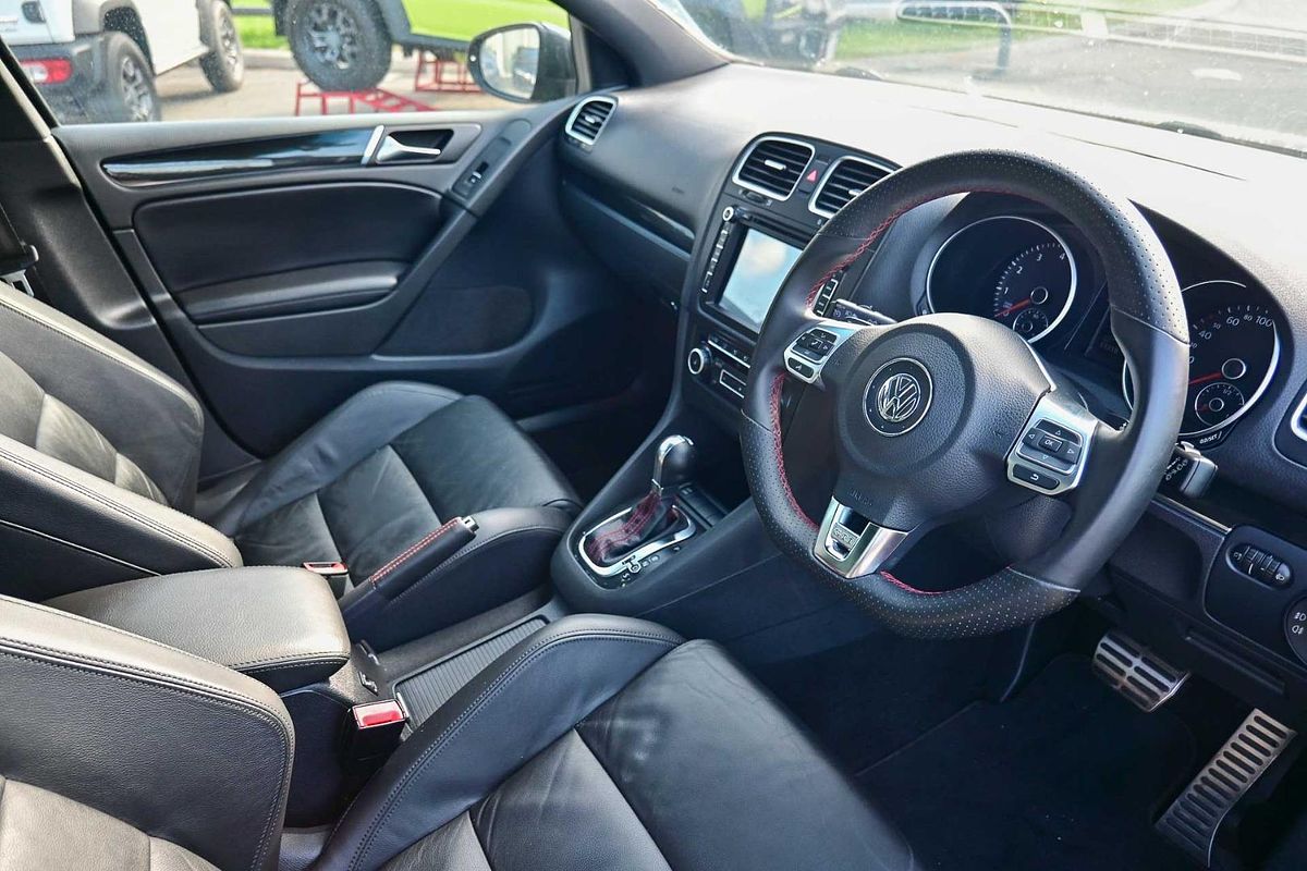 2010 Volkswagen Golf GTI VI