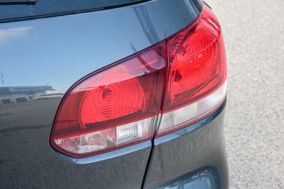 2010 Volkswagen Golf GTI VI