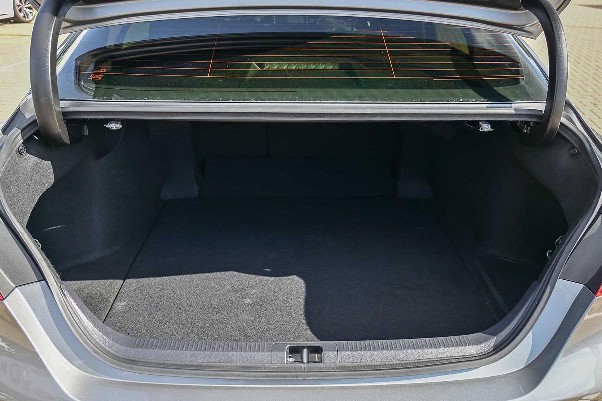 2022 Toyota Camry Ascent Sport AXVH70R