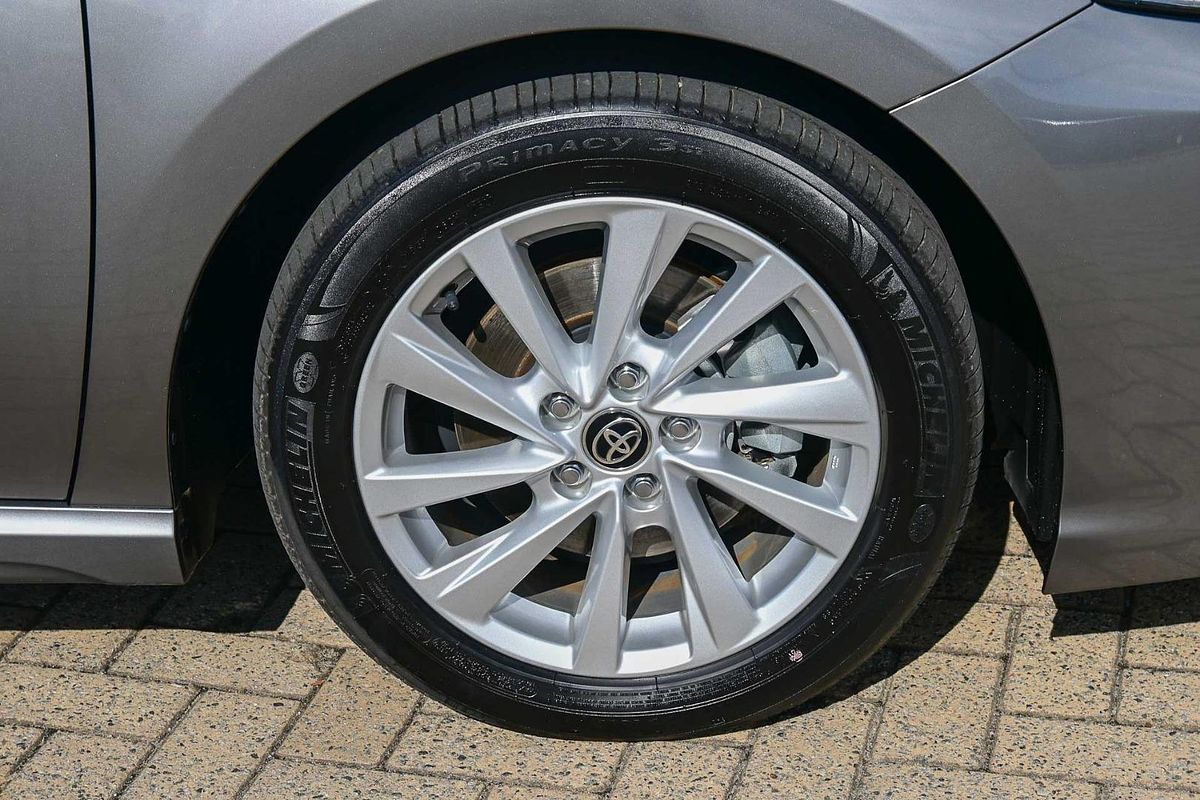 2022 Toyota Camry Ascent Sport AXVH70R