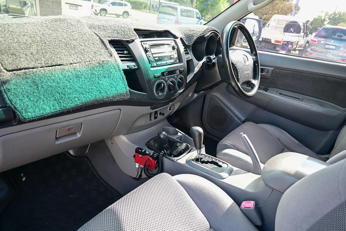 2011 Toyota Hilux SR KUN26R 4X4
