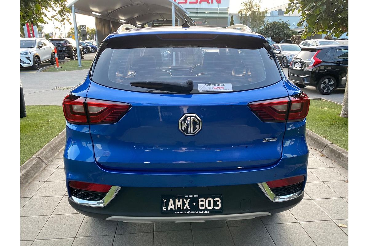 2017 MG ZS Essence AZS1