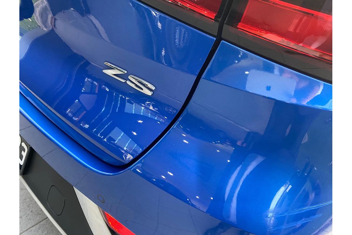 2017 MG ZS Essence AZS1