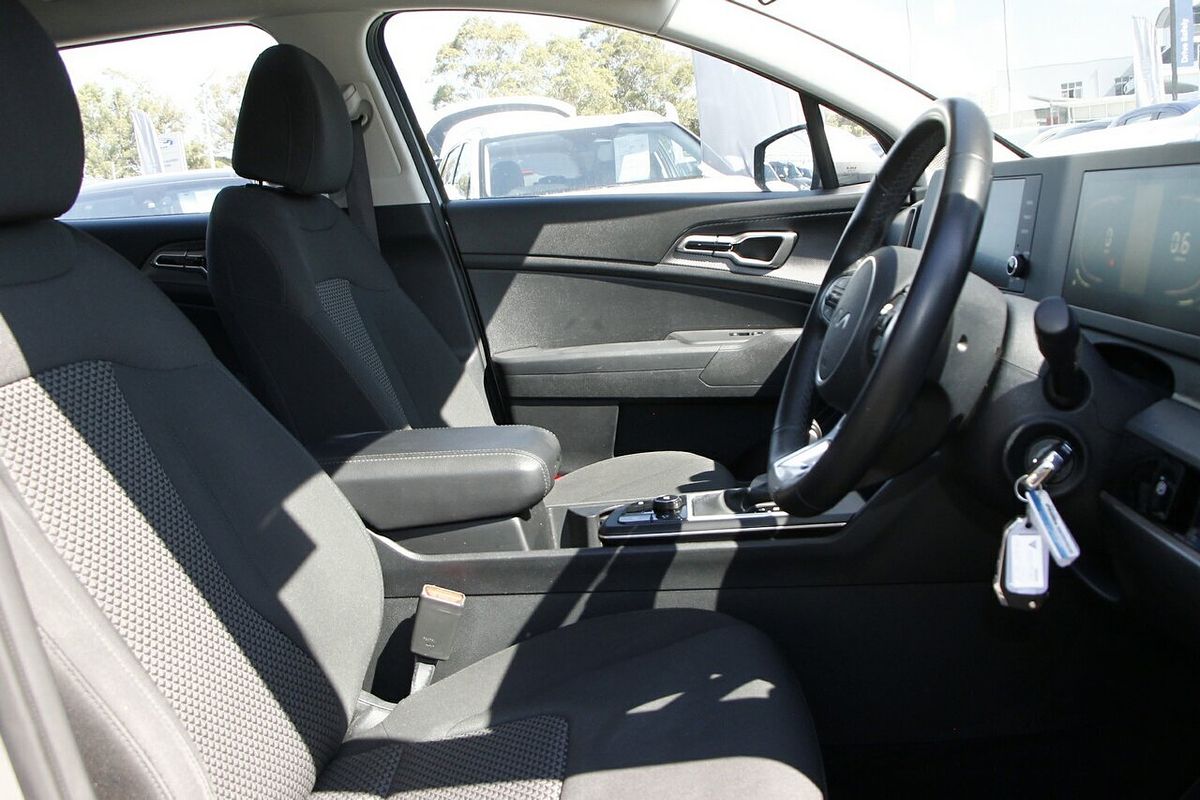 2023 Kia Sportage S NQ5