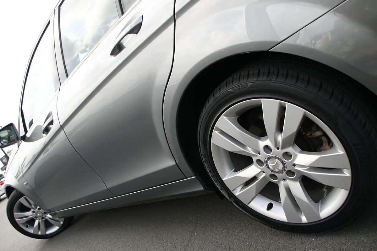 2011 Mercedes-Benz C-Class C200 BlueEFFICIENCY W204