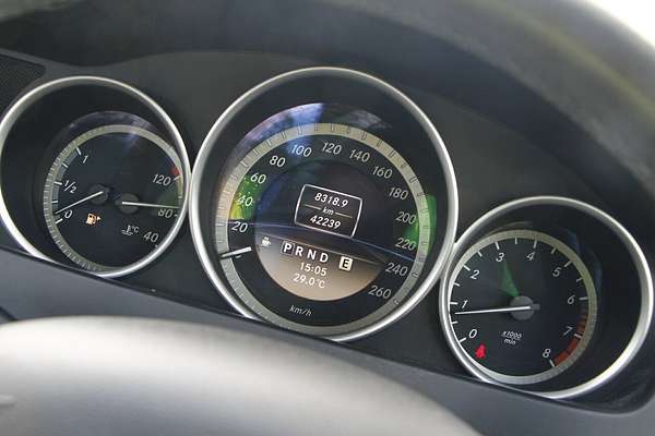 2011 Mercedes-Benz C-Class C200 BlueEFFICIENCY W204