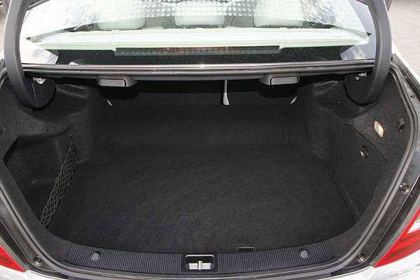 2011 Mercedes-Benz C-Class C200 BlueEFFICIENCY W204