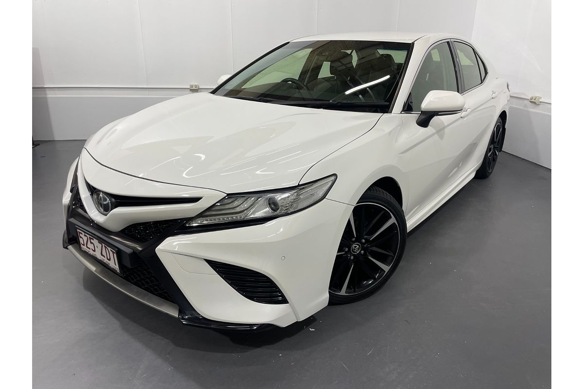 2019 Toyota Camry SX GSV70R