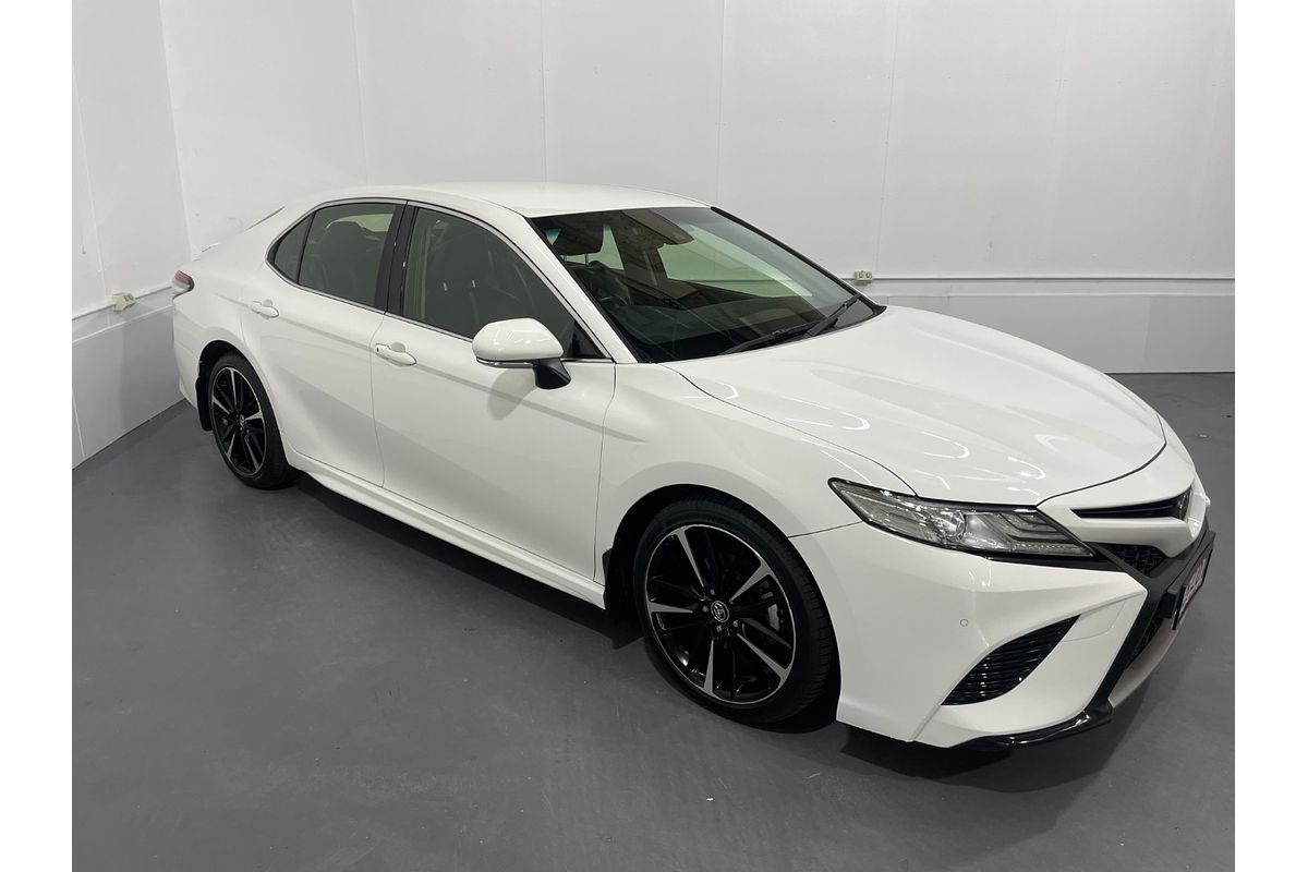 2019 Toyota Camry SX GSV70R