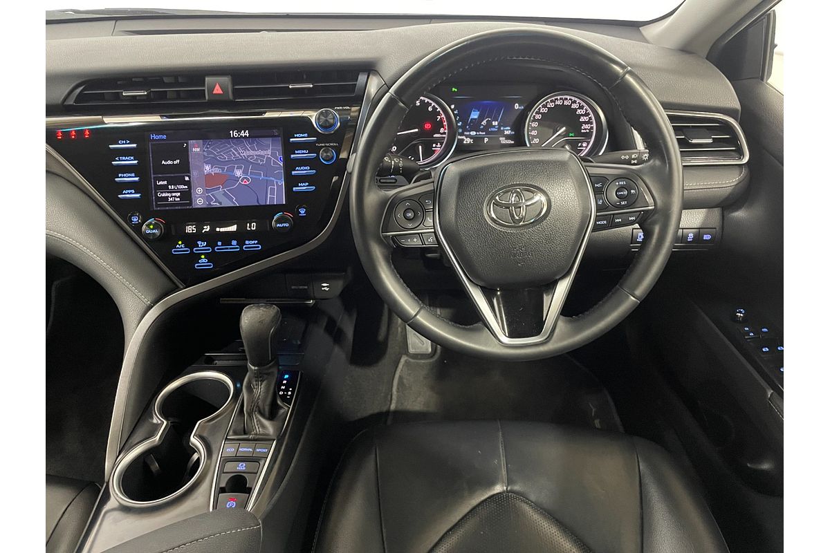 2019 Toyota Camry SX GSV70R