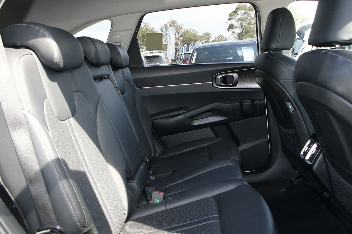 2023 Kia Sorento Sport+ MQ4