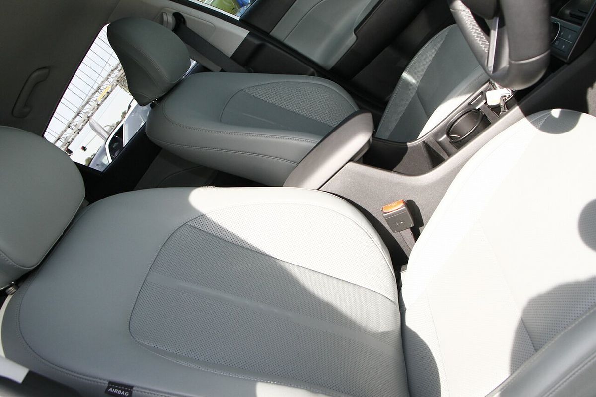 2024 Hyundai Kona Premium SX2.V1
