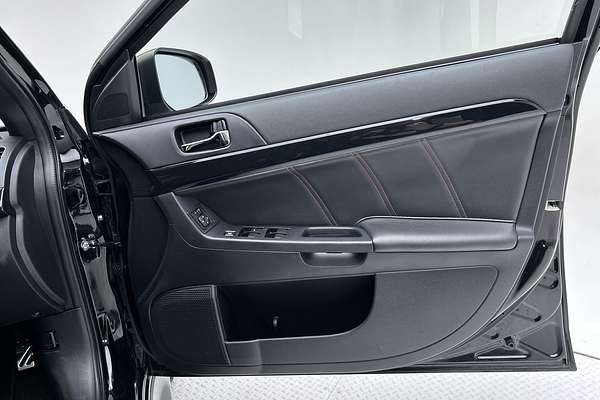 2017 Mitsubishi Lancer Black Edition CF