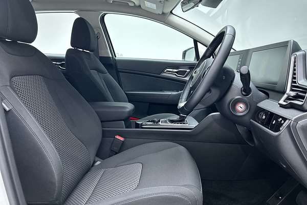 2024 Kia Sportage S NQ5