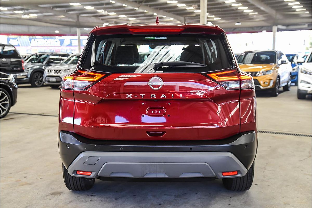 2024 Nissan X-TRAIL ST T33