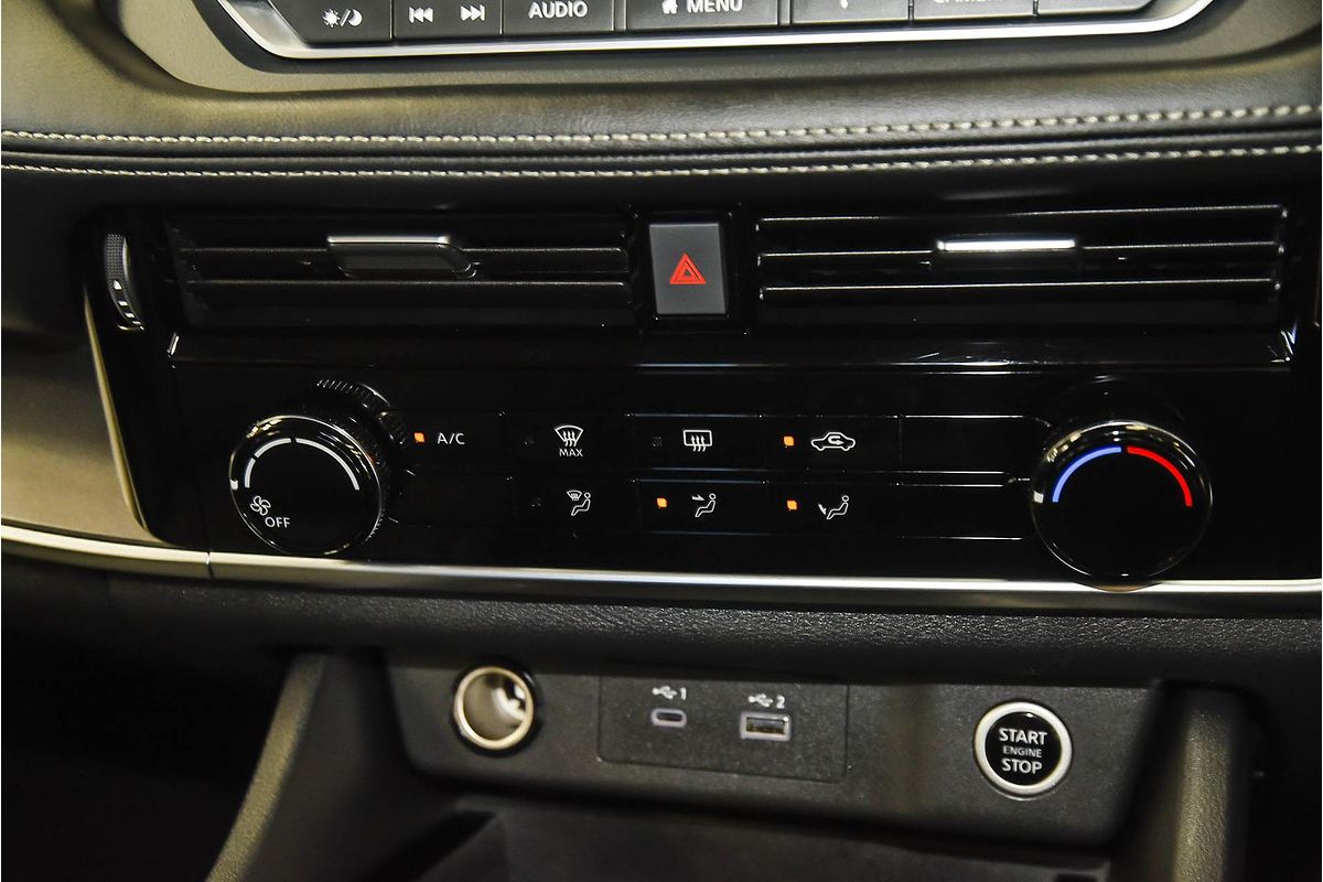 2024 Nissan X-TRAIL ST T33