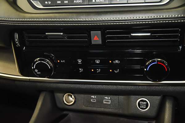 2024 Nissan X-TRAIL ST T33