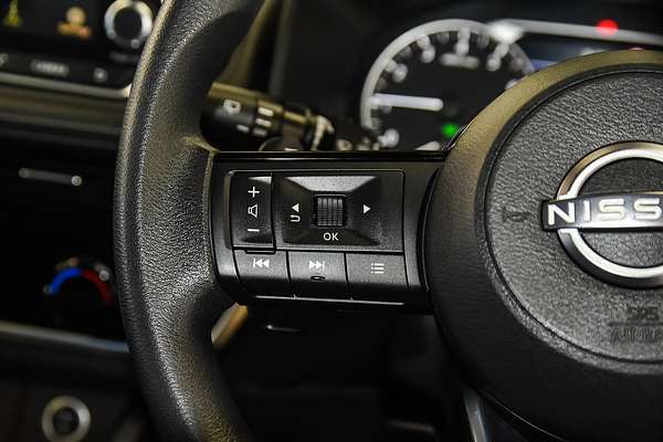 2024 Nissan X-TRAIL ST T33