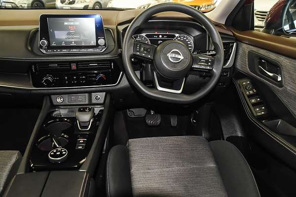 2024 Nissan X-TRAIL ST T33