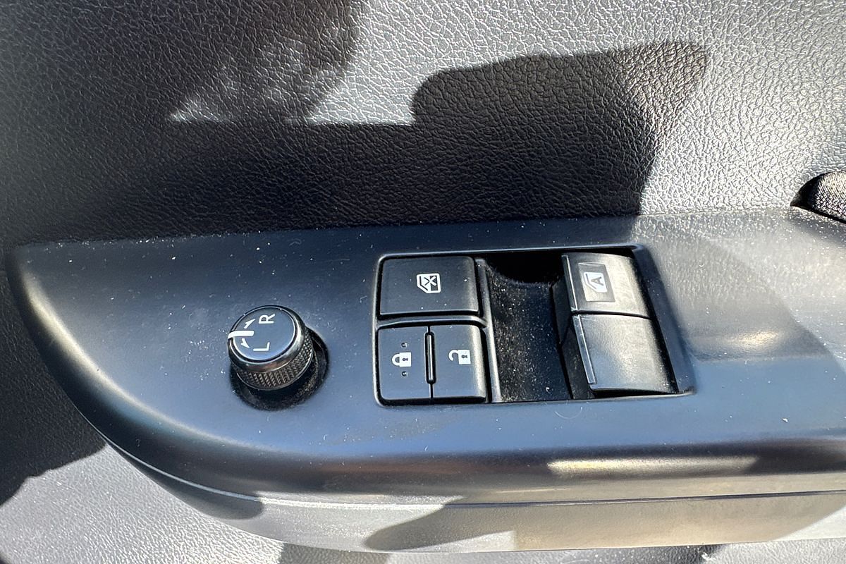 2019 Toyota Hilux Workmate TGN121R Rear Wheel Drive