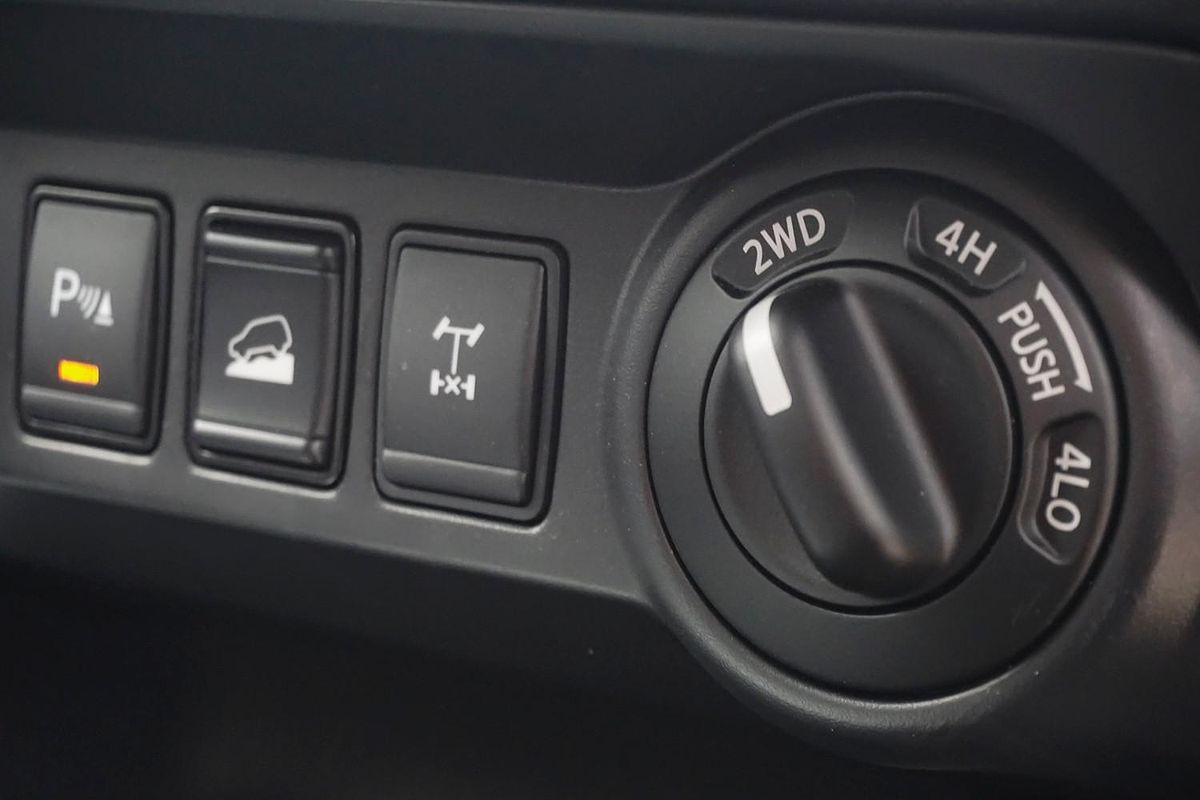 2023 Nissan Navara ST D23 4X4