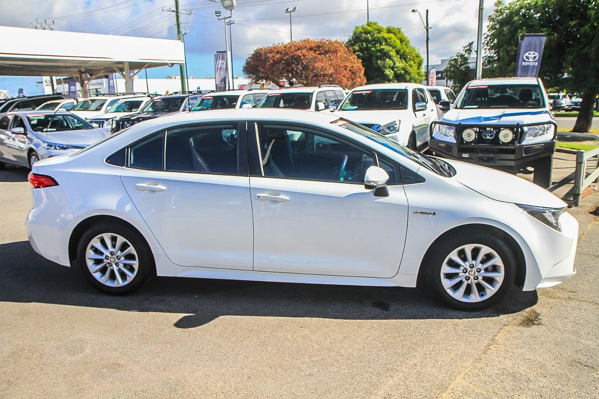 2022 Toyota Corolla Ascent Sport Hybrid ZWE211R