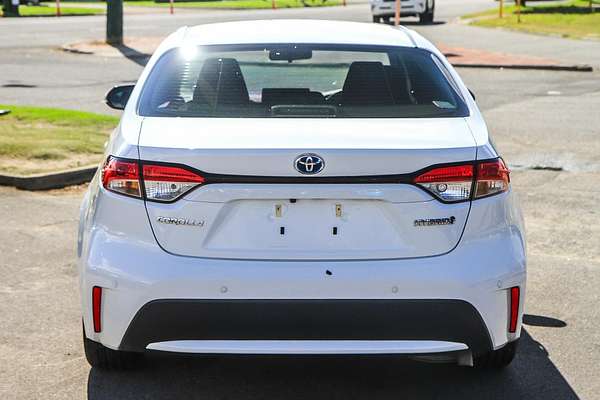 2022 Toyota Corolla Ascent Sport Hybrid ZWE211R