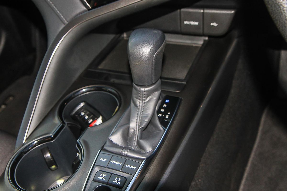 2023 Toyota Camry Ascent AXVH70R