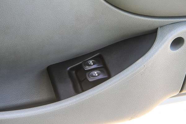 2009 Renault Kangoo F76
