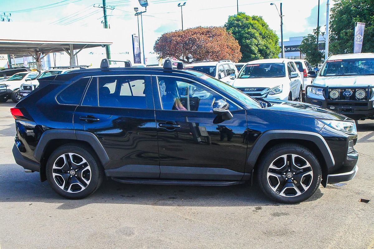 2021 Toyota RAV4 Edge AXAA54R