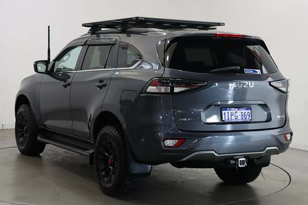 2021 Isuzu MU-X LS-T