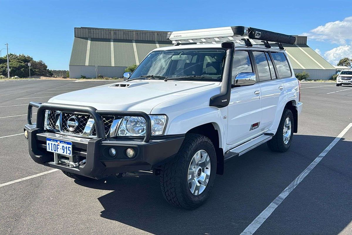 2016 Nissan Patrol Legend Edition Y61