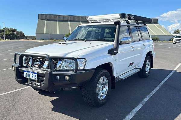 2016 Nissan Patrol Legend Edition Y61