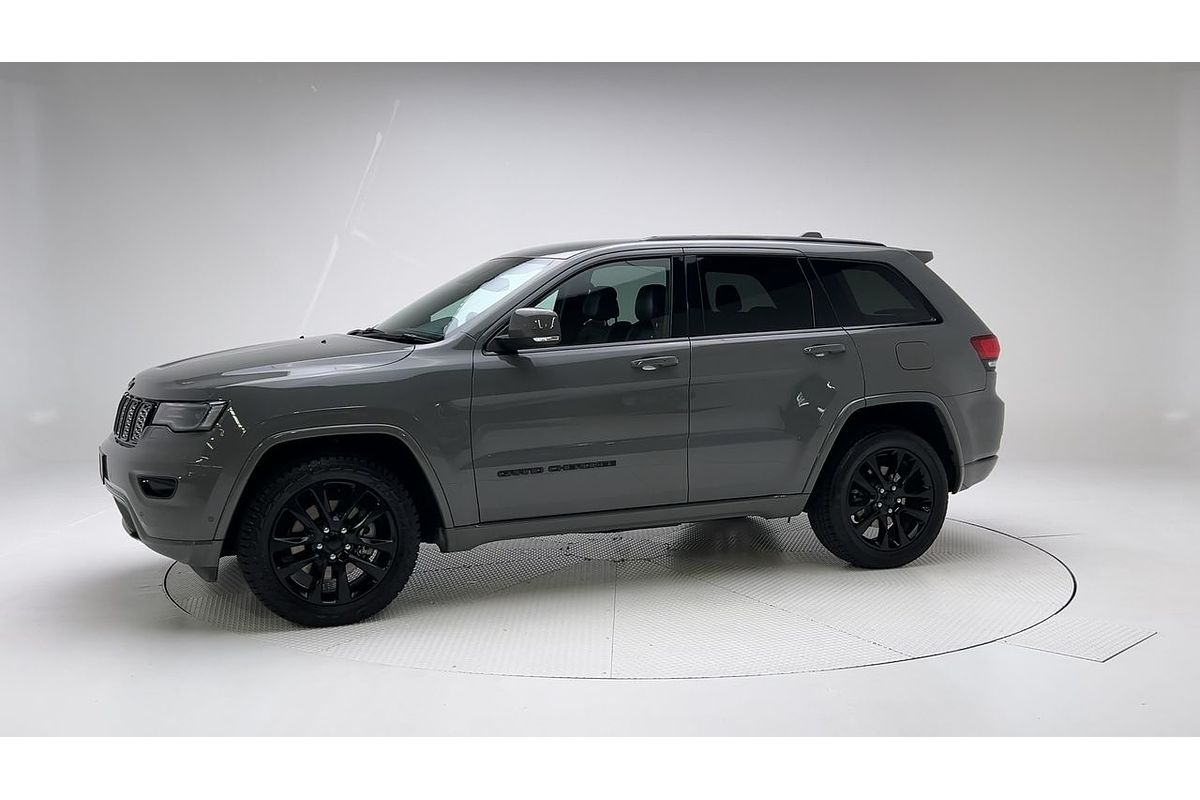 2021 Jeep Grand Cherokee Night Eagle WK