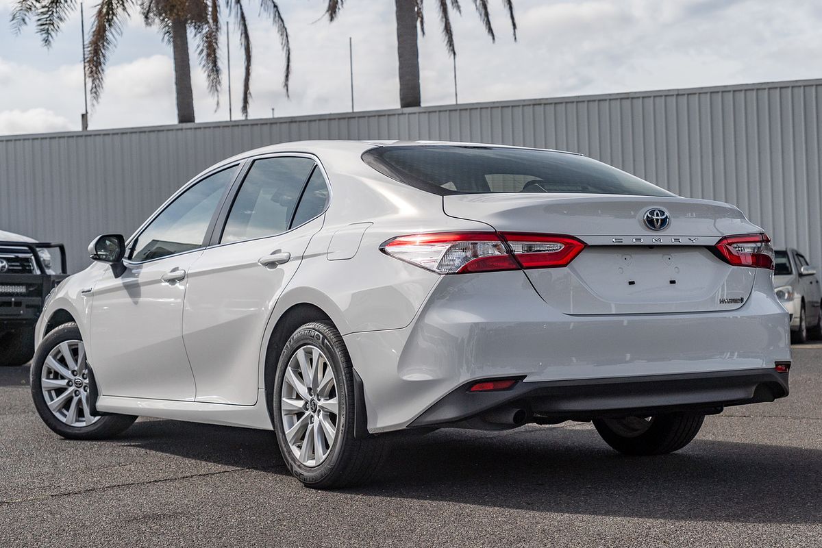 2020 Toyota Camry Hybrid