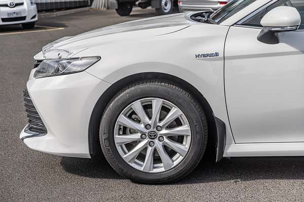 2020 Toyota Camry Hybrid