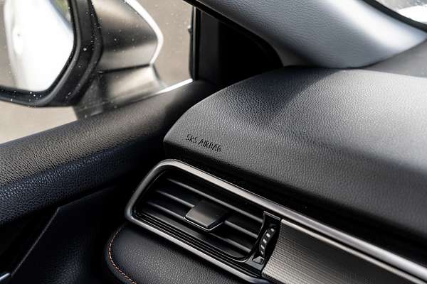 2020 Toyota Camry Hybrid