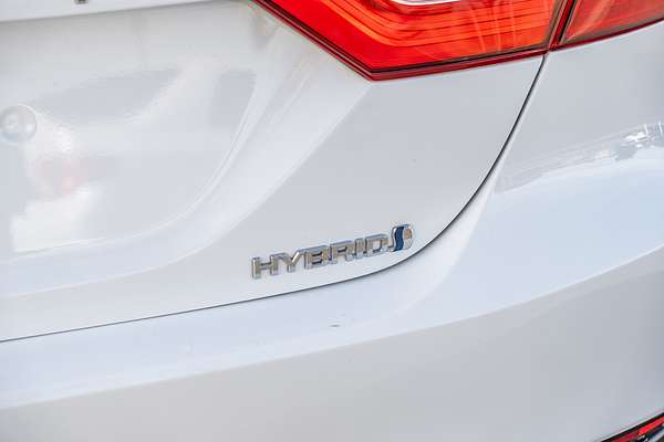 2019 Toyota Camry Hybrid