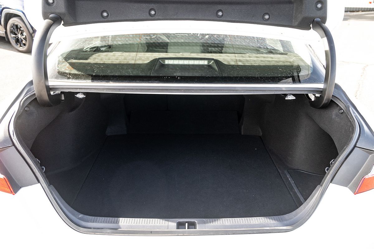 2019 Toyota Camry Hybrid
