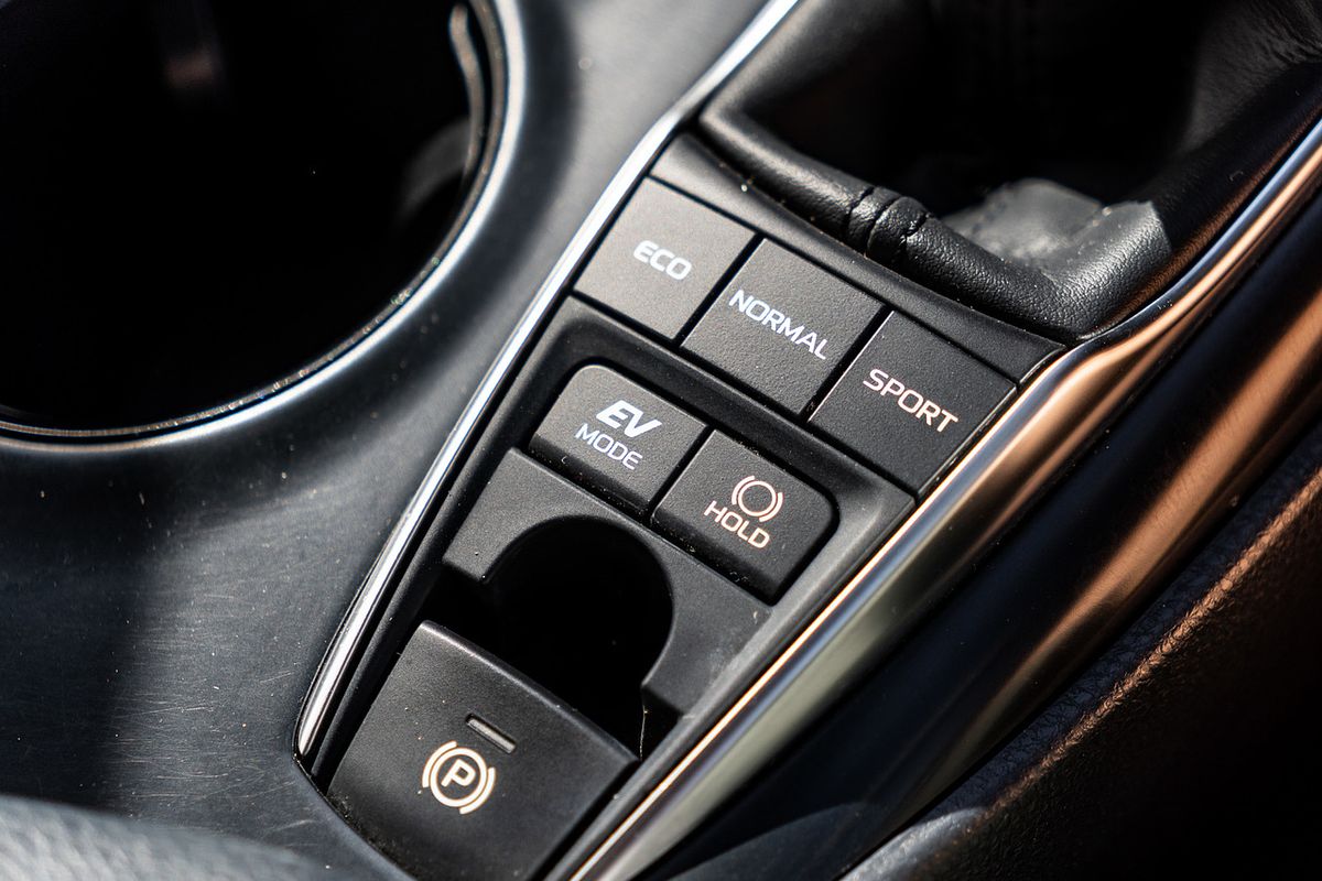 2019 Toyota Camry Hybrid