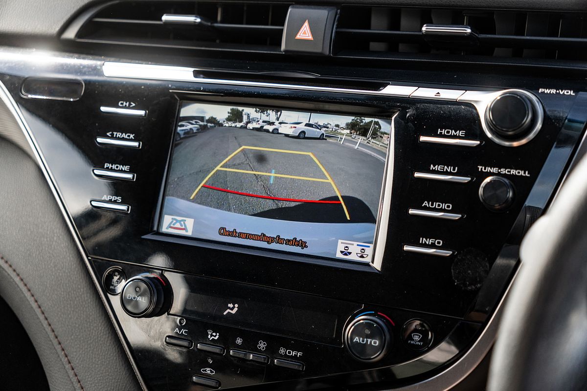 2019 Toyota Camry Hybrid