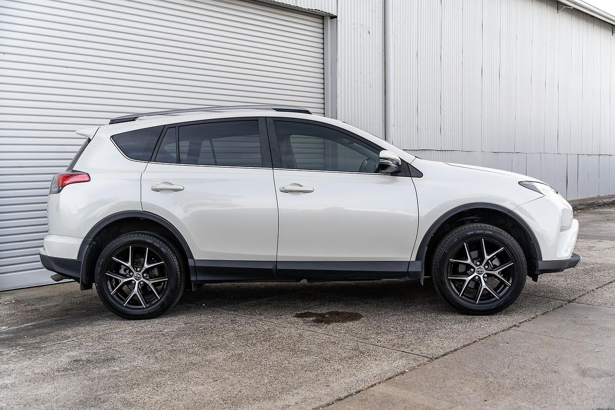 2017 Toyota RAV4 GXL ZSA42R