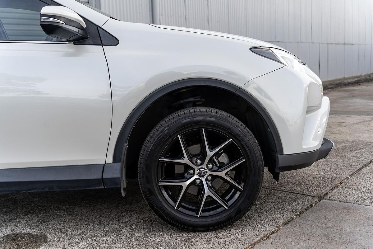 2017 Toyota RAV4 GXL ZSA42R